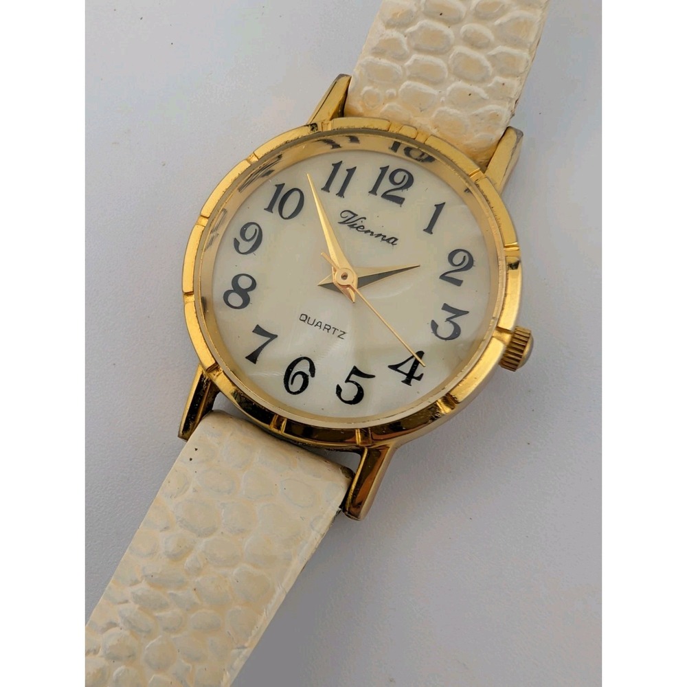 Vintage Vienna Watch Women‎ 23mm Gold Case MOP Dial White Band- New Battery